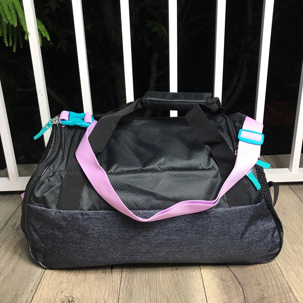 Adidas Bag Squad ||| Duffel Lilac Black Unisex - Picture 4 of 8